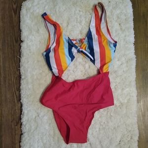 New cut out one piece bathing suit 🌈 print